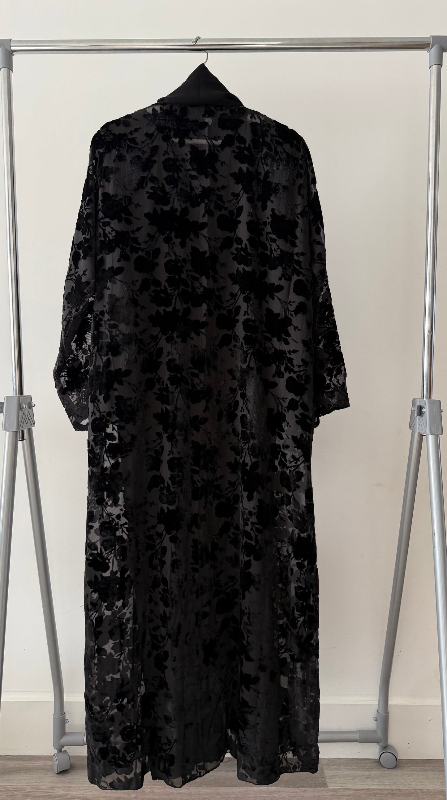 LAYL Abaya